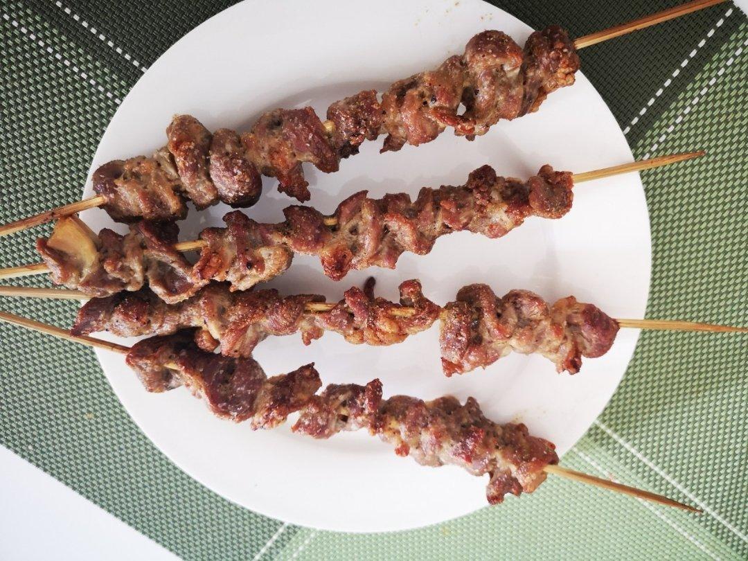 羊肉串用家里烤箱烤出明火烧烤的味道！
