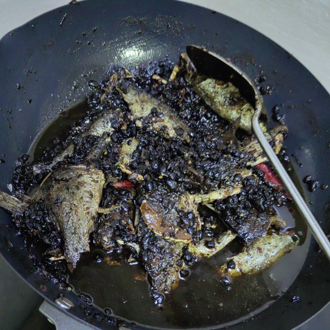 超下饭的豆豉鲫鱼！媲美豆豉鲮鱼罐头哦～
