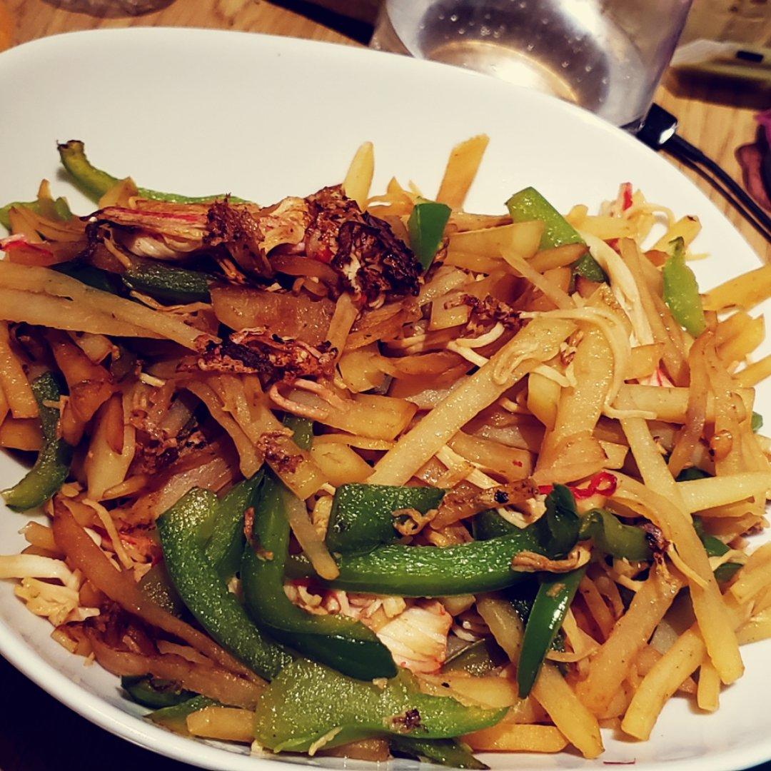 厨师长教你：“炝炒土豆丝”的家常做法，口感爽脆