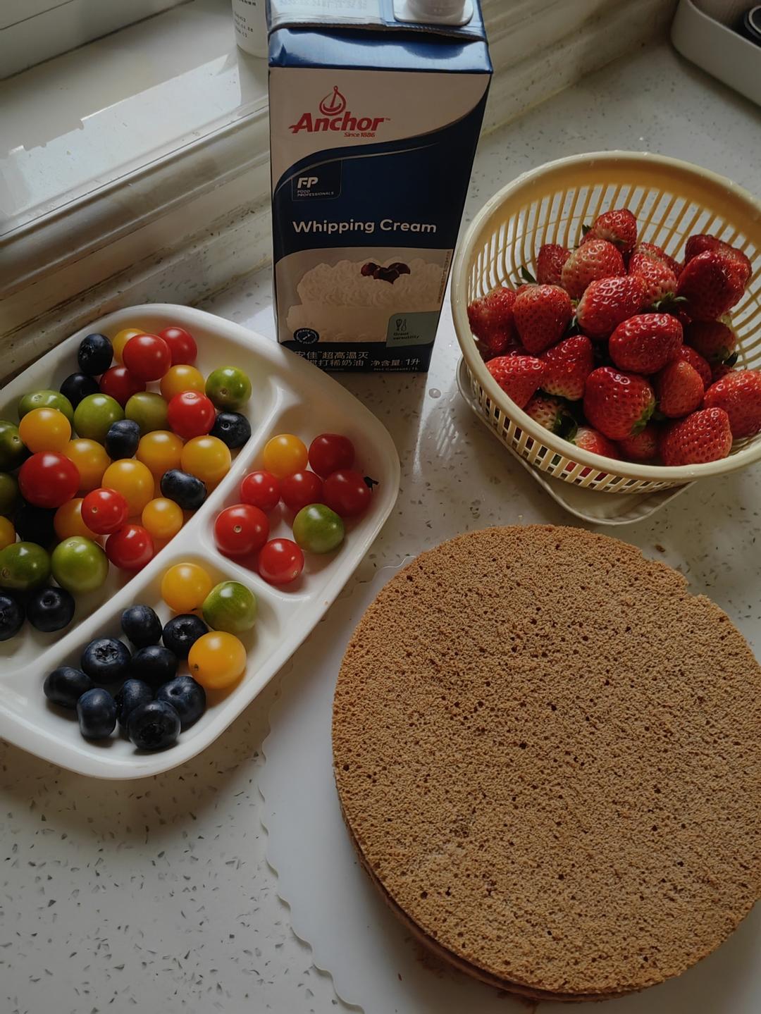 草莓生日奶油蛋糕（八寸）