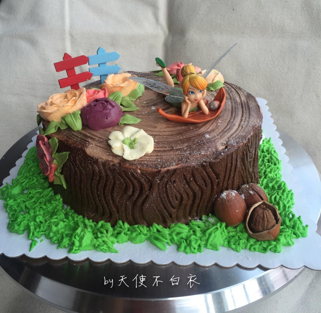 森林仙子树桩蛋糕的做法