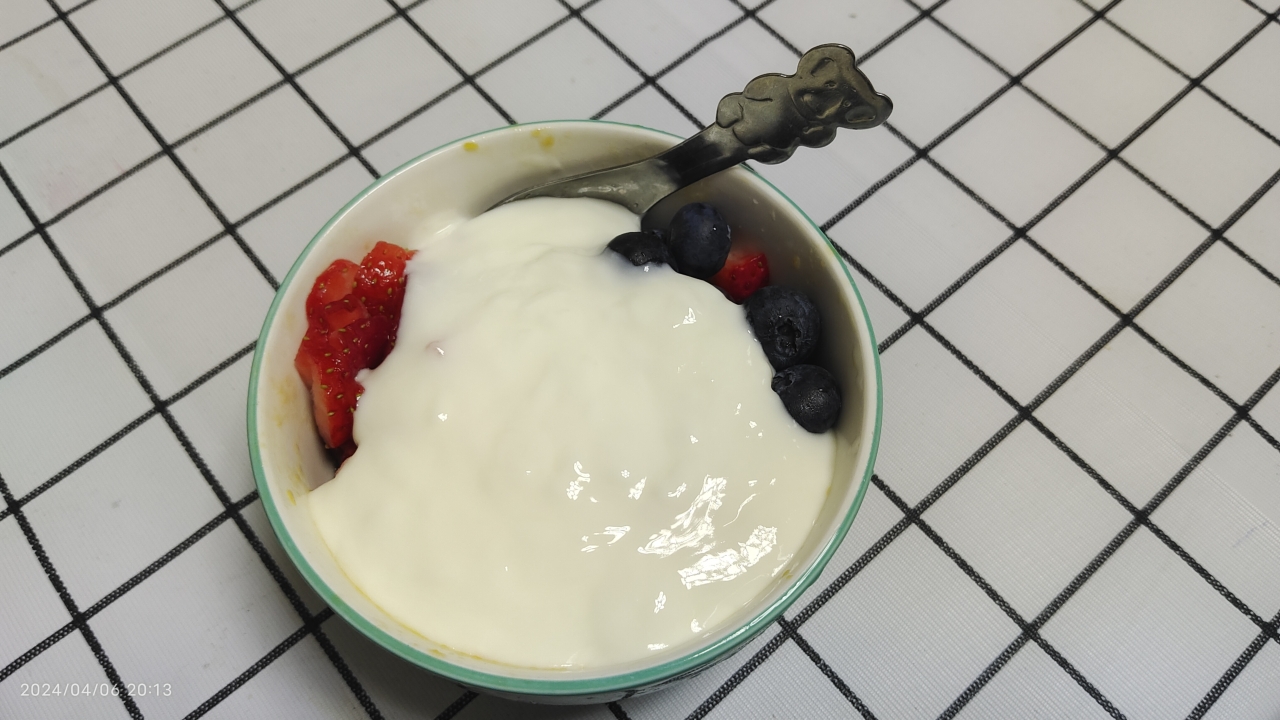 超简单酸奶水果捞的做法 步骤3