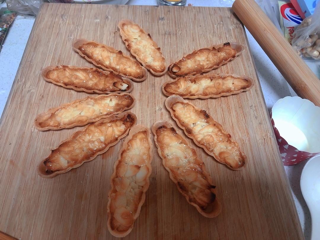 私房爆款焦糖杏仁糯米船