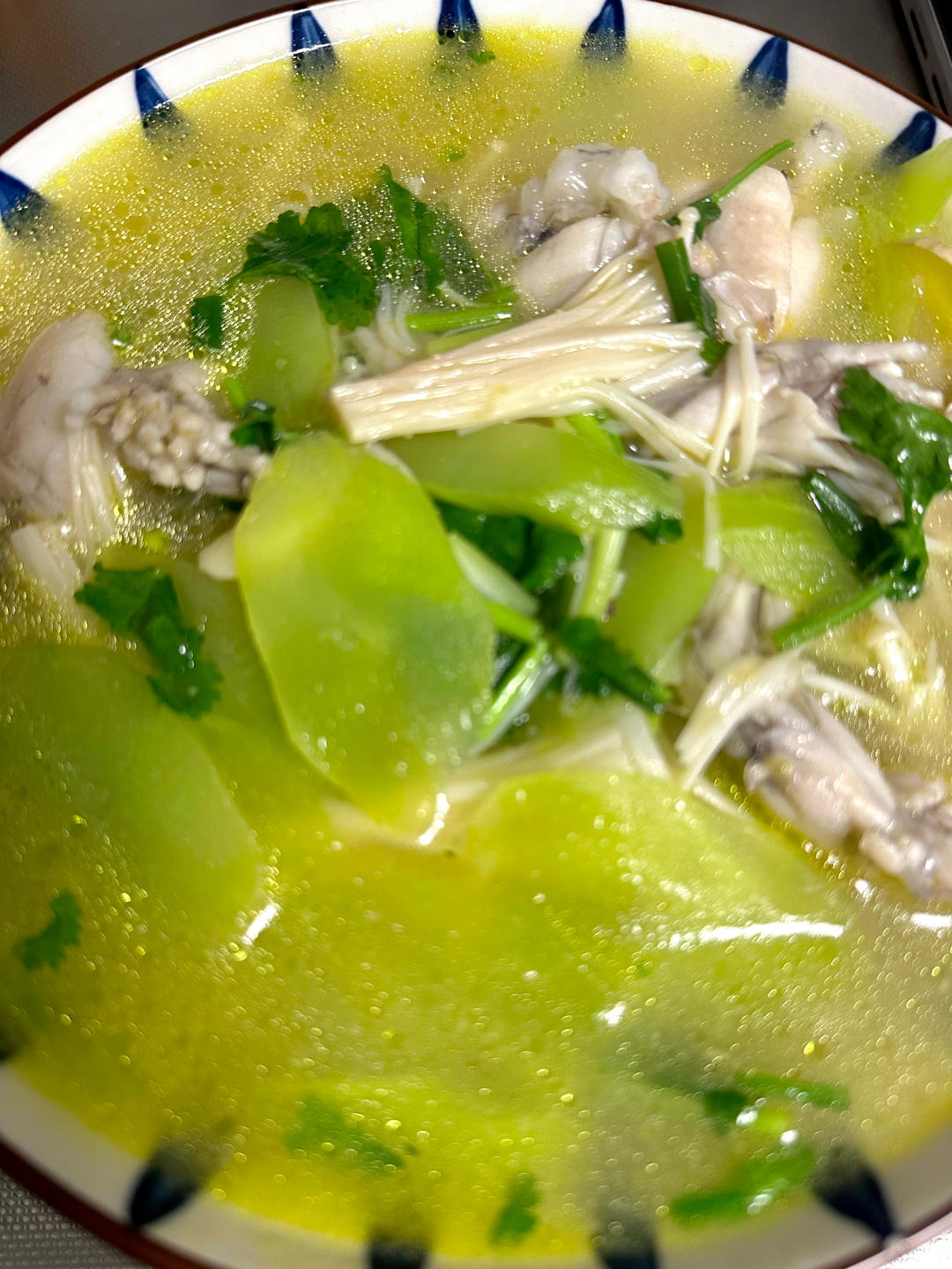 懒人版酸汤牛蛙