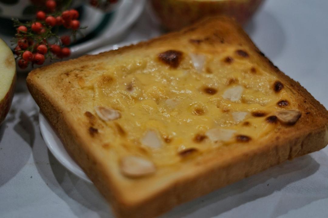 零失败快手岩烧乳酪(熔岩吐司)十分钟网红早餐，好吃哭