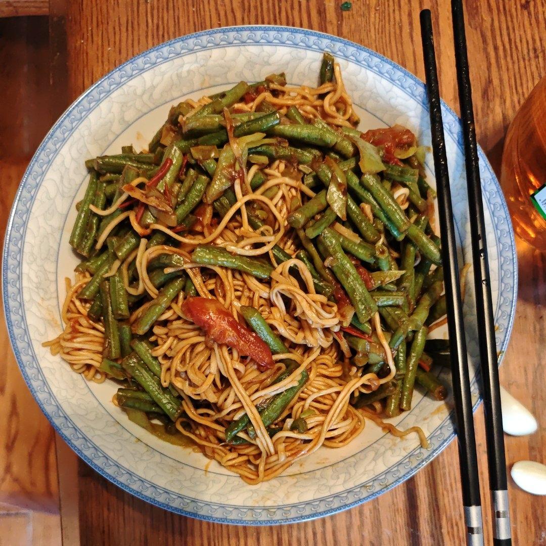 史上最浓郁西红柿豆角焖面‼️好吃到舔碗底儿