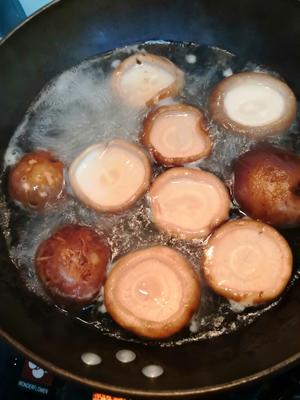 简约派-红烧香菇素鲍鱼的做法 步骤3