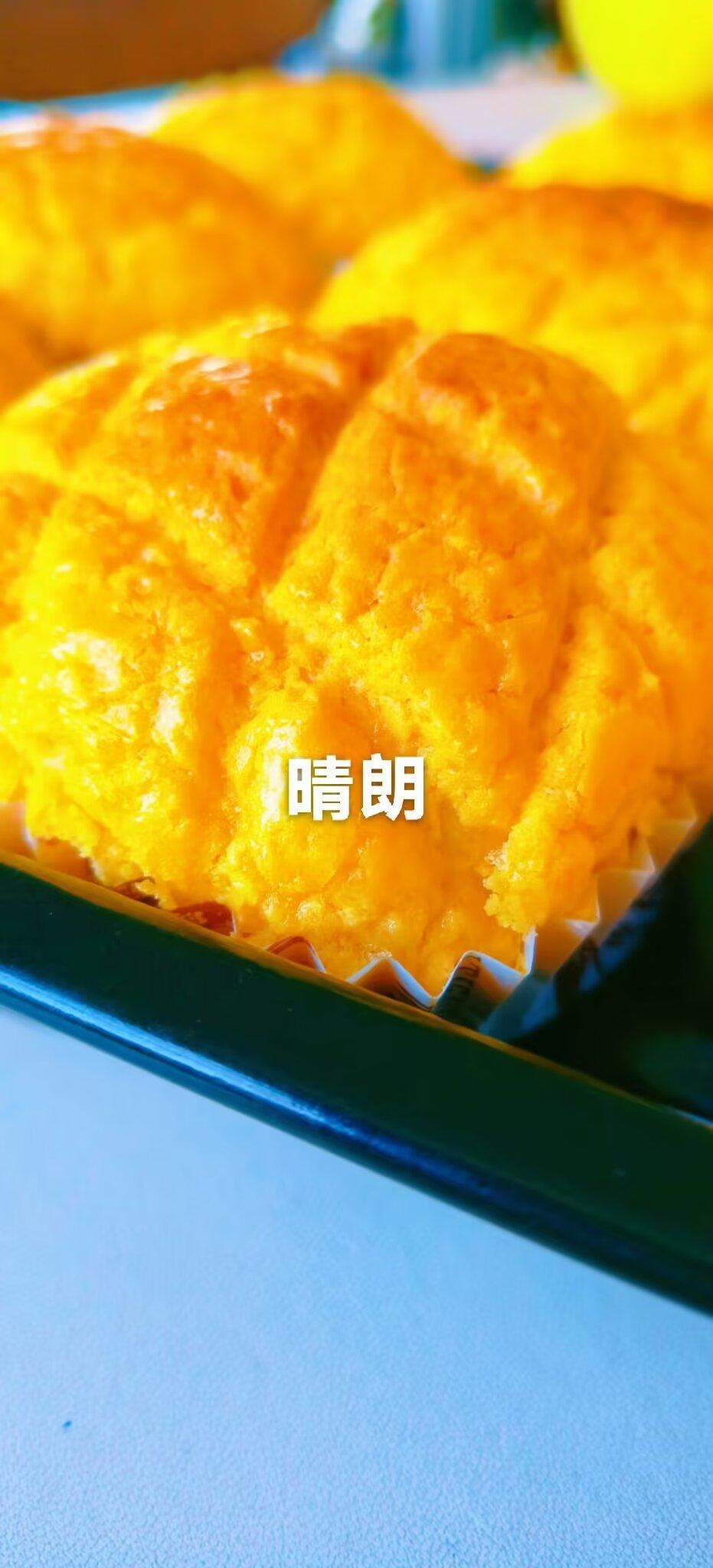 万能的、超级方便的百分百中种冷藏发酵法面包、菠萝包