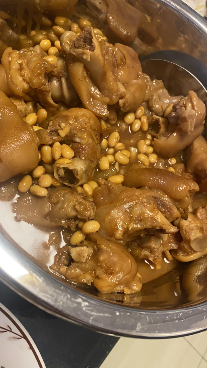 妈妈教我的猪蹄炖黄豆