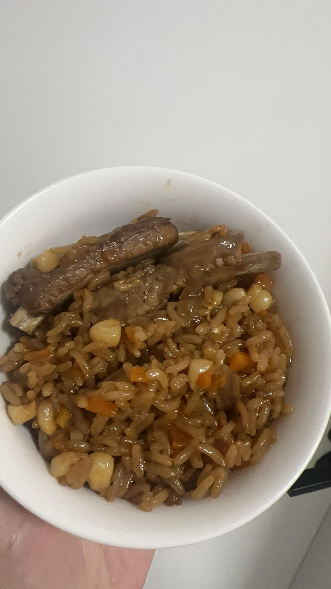 【排骨焖饭】