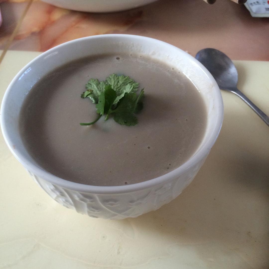 奶油蘑菇浓汤 Cream of Mushroom Soup