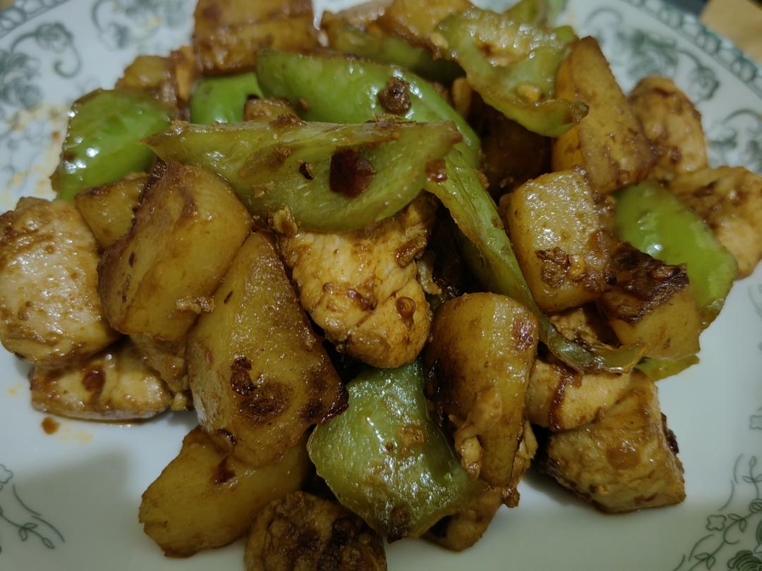 宫爆鸡丁（土豆控）