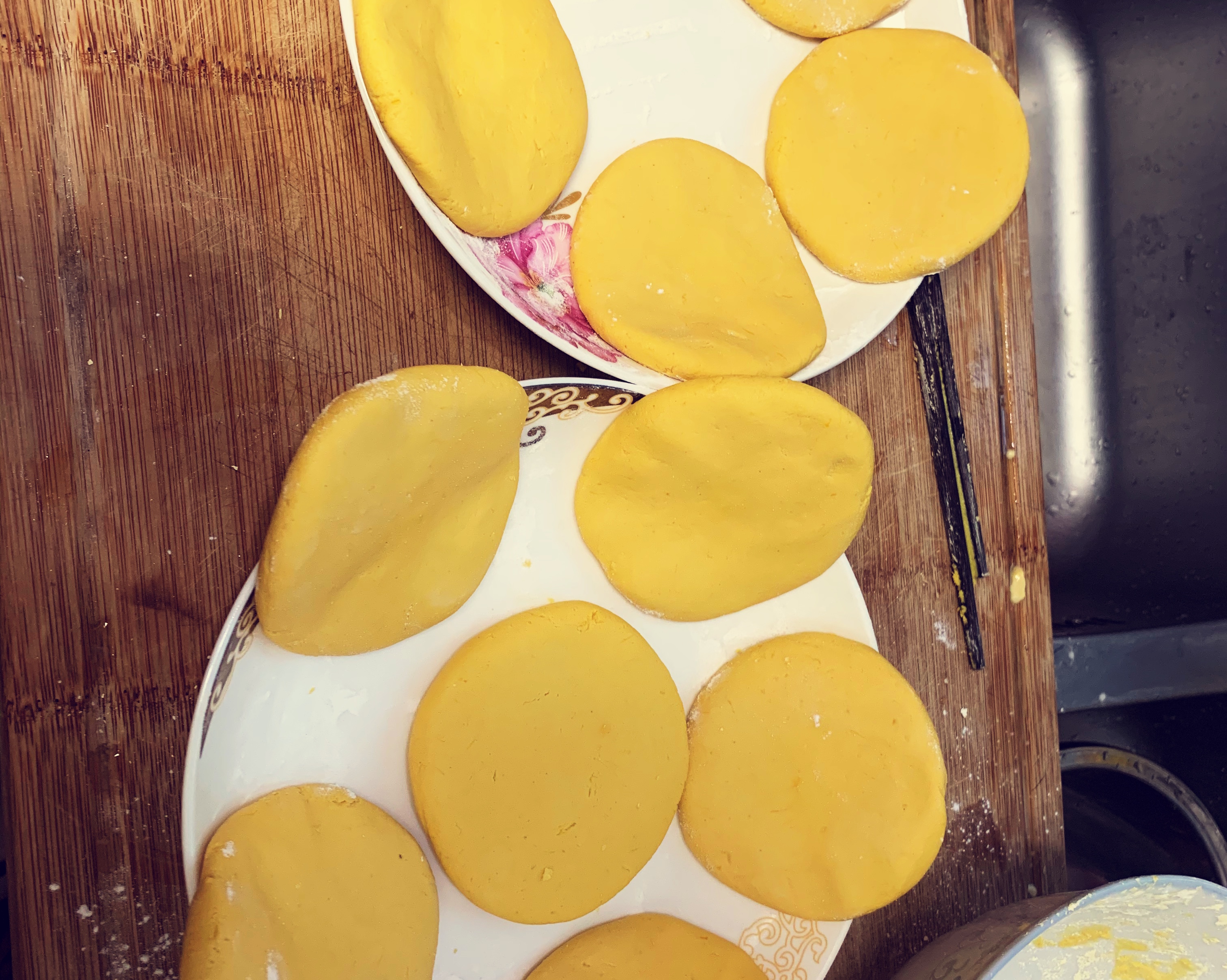 简单易操作的糯米南瓜饼的做法 步骤1