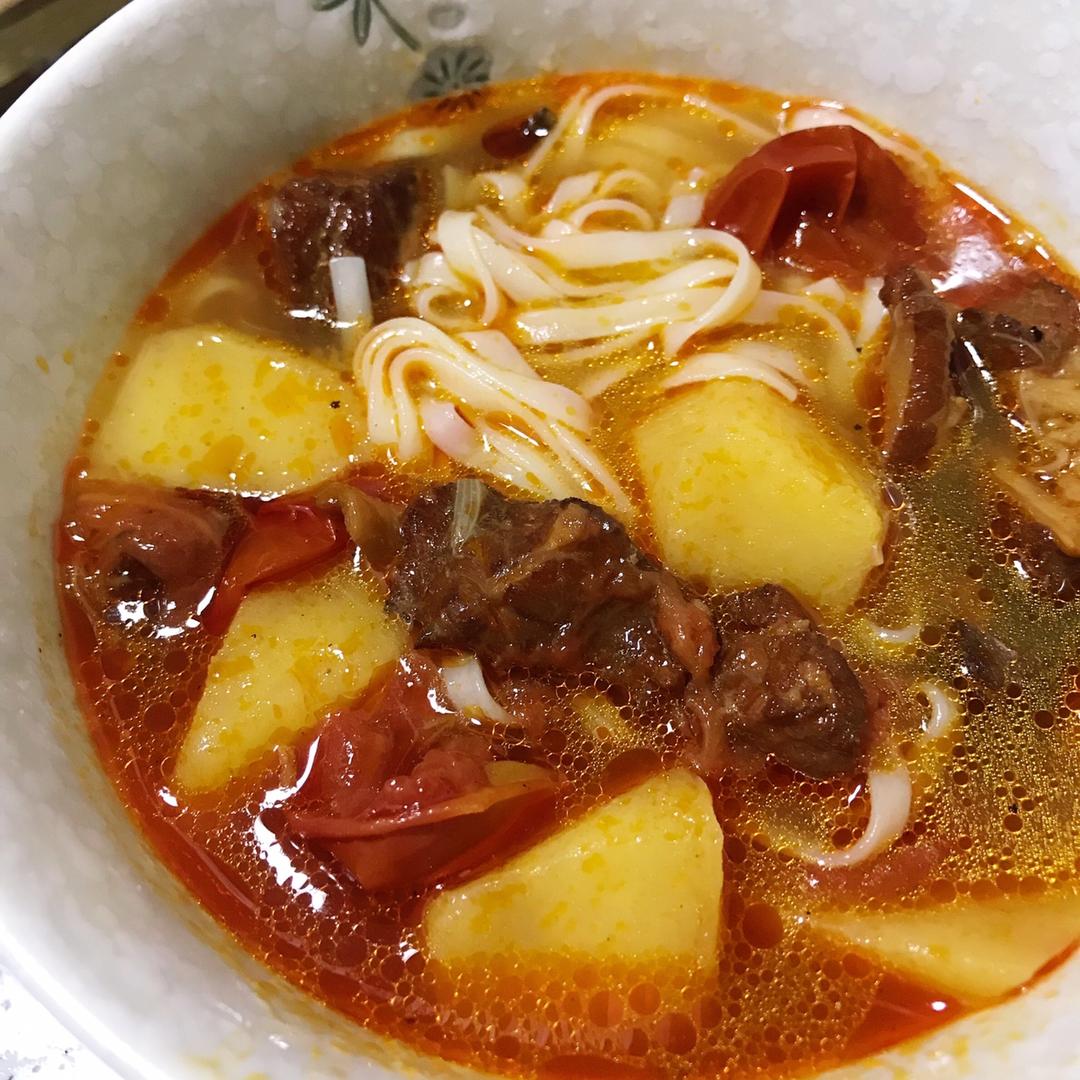 番茄土豆炖牛腩