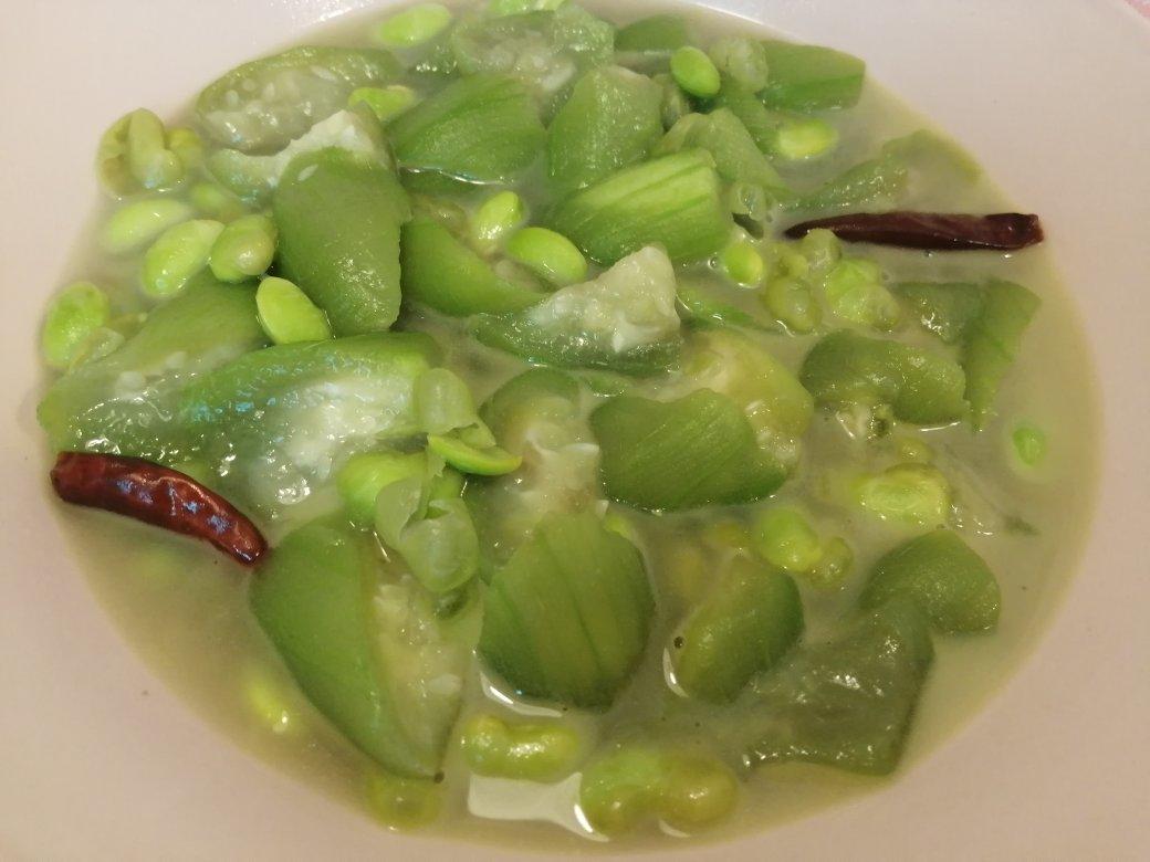 江南春天之丝瓜炒毛豆
