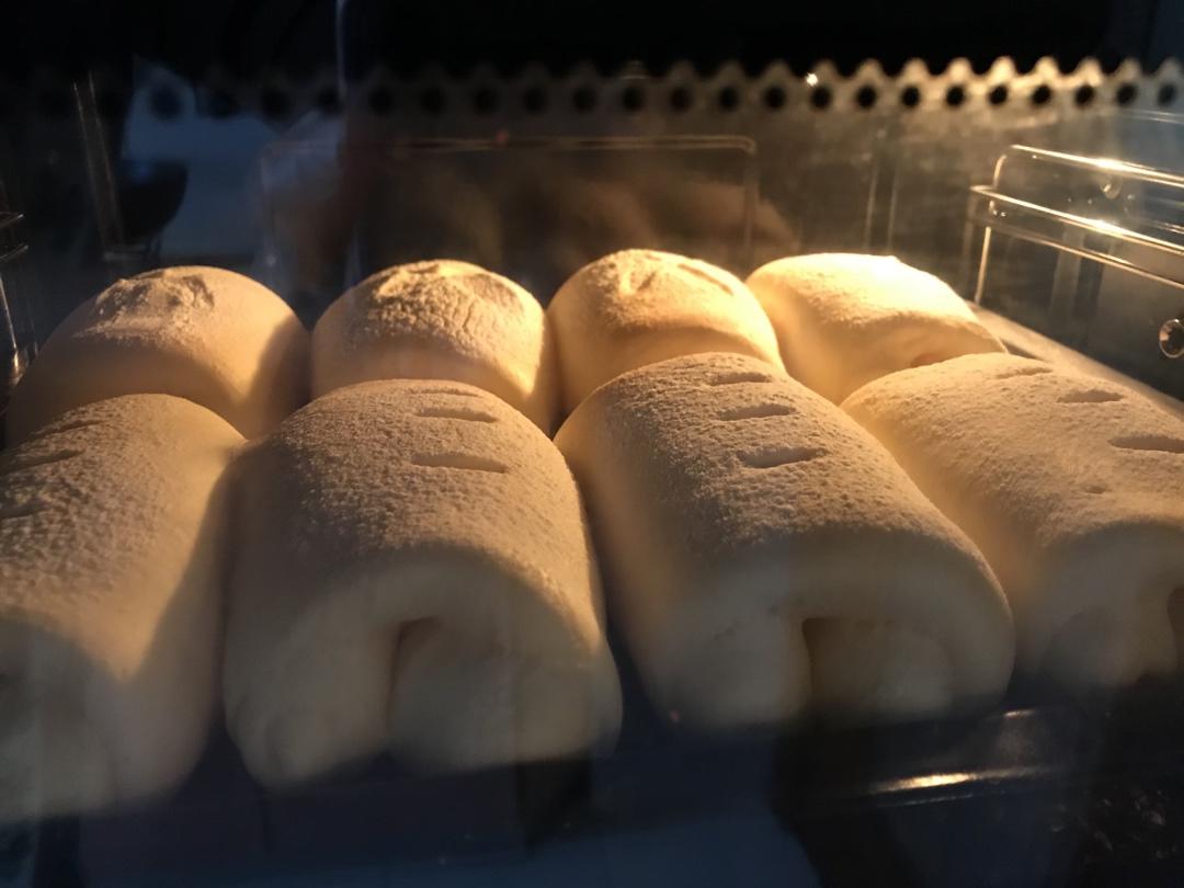 牛奶软面包