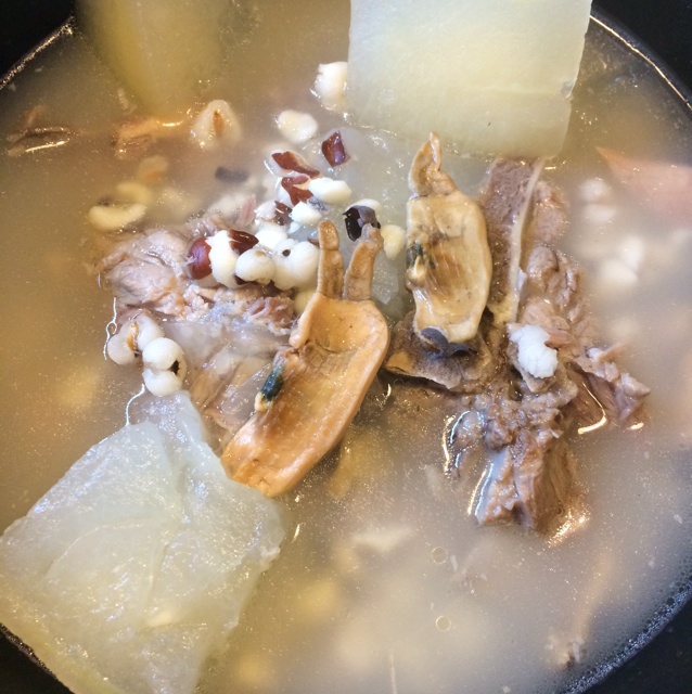 冬瓜薏米茨实猪骨汤