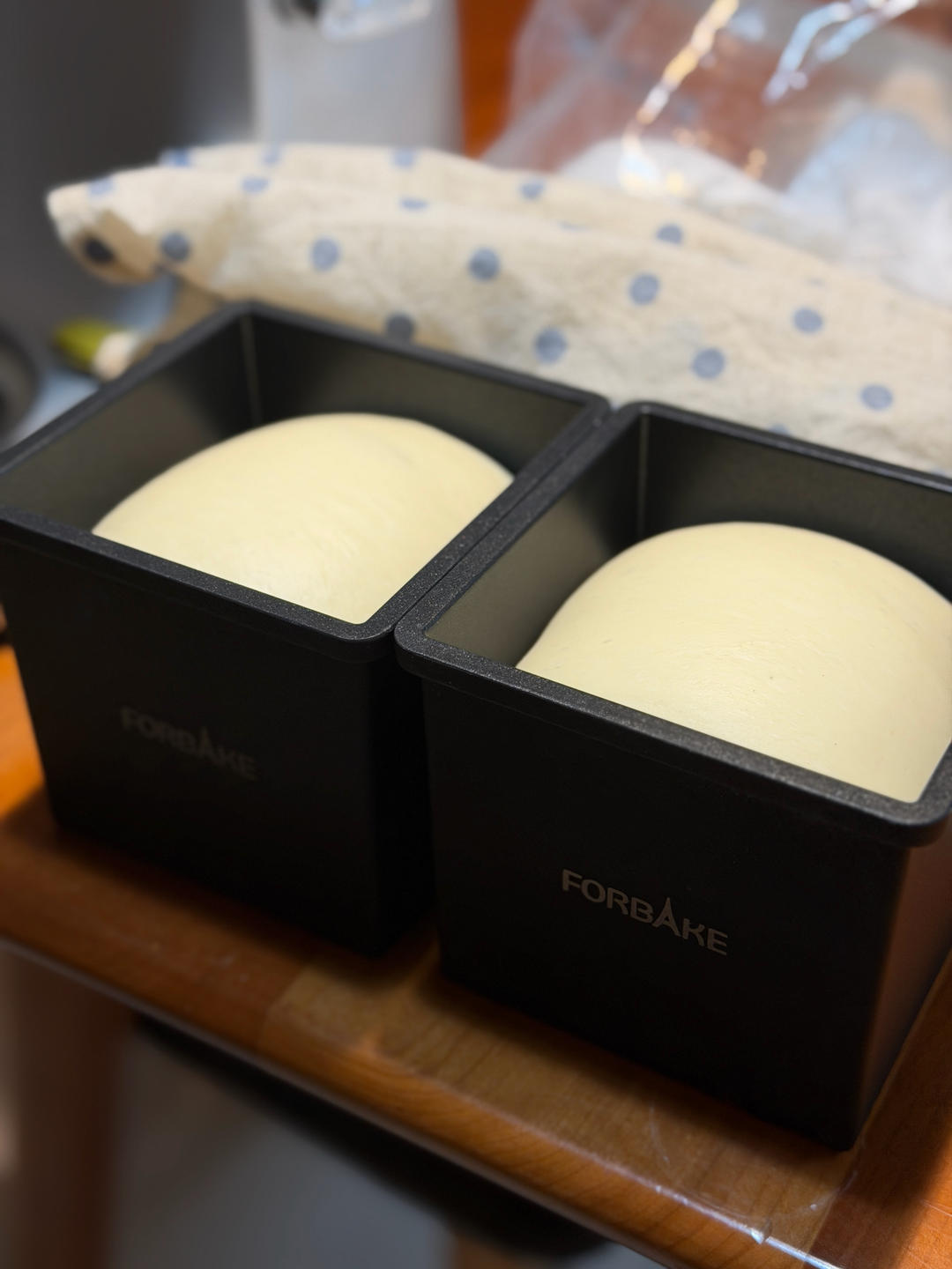 鲜奶牧场吐司制作揭秘，绵密的吐司谁不爱啊