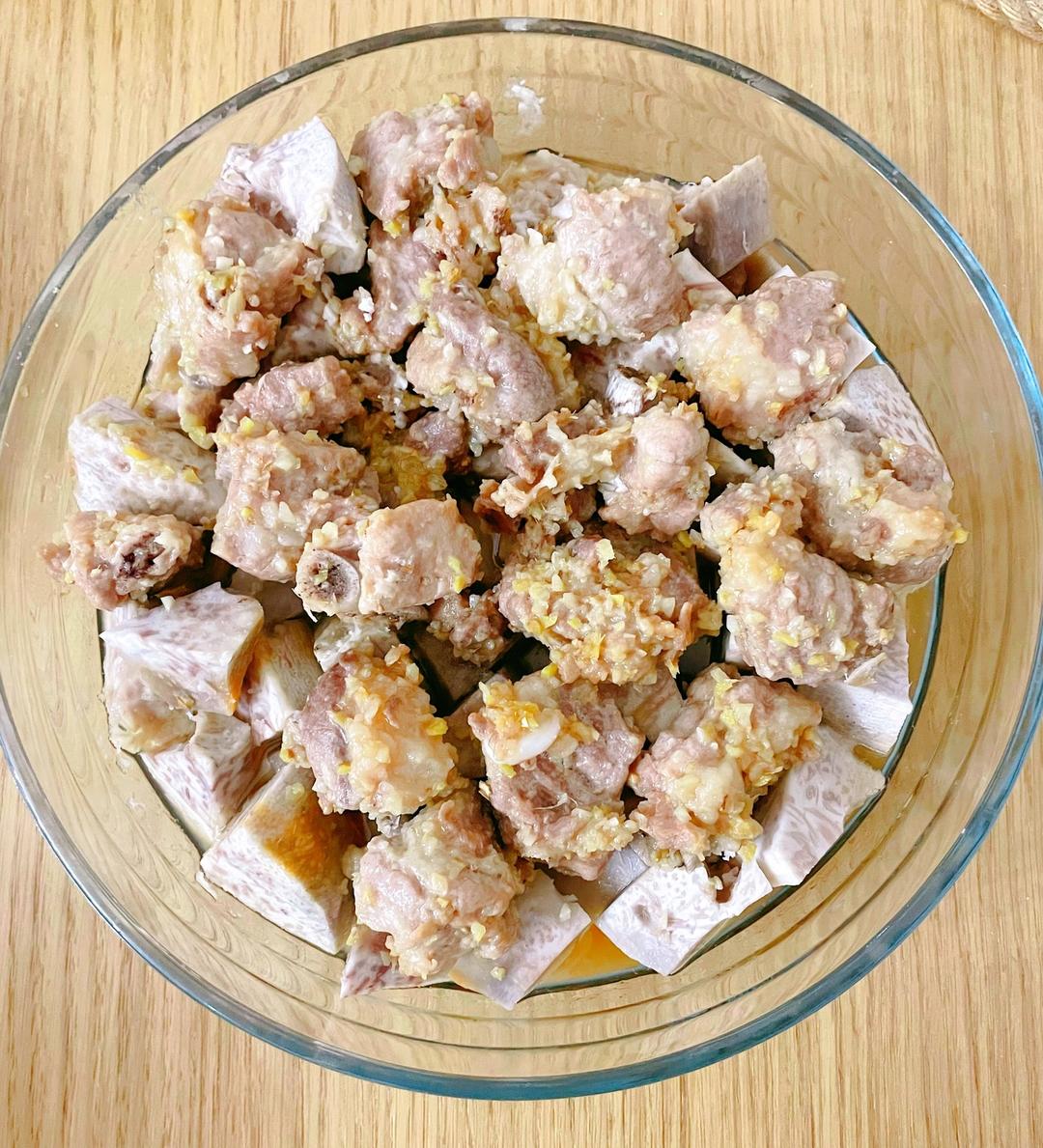 蒜蓉芋头蒸排骨