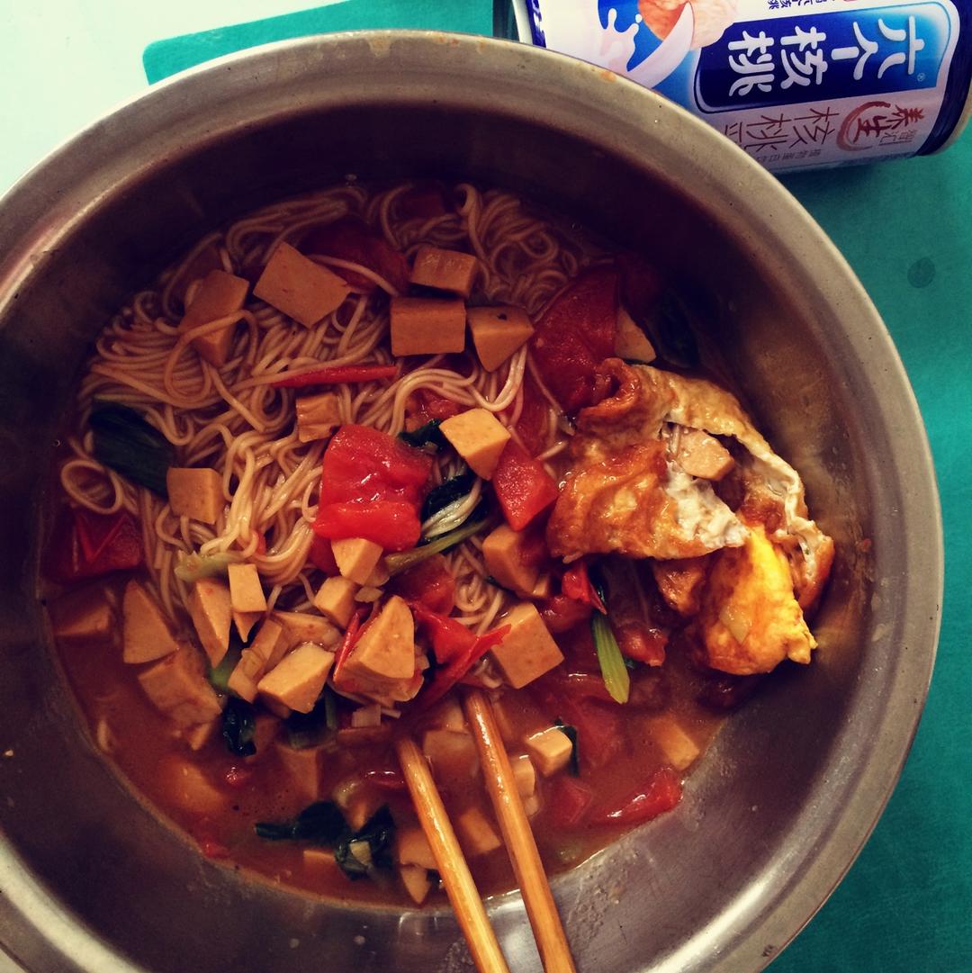简单早饭西红柿鸡蛋挂面