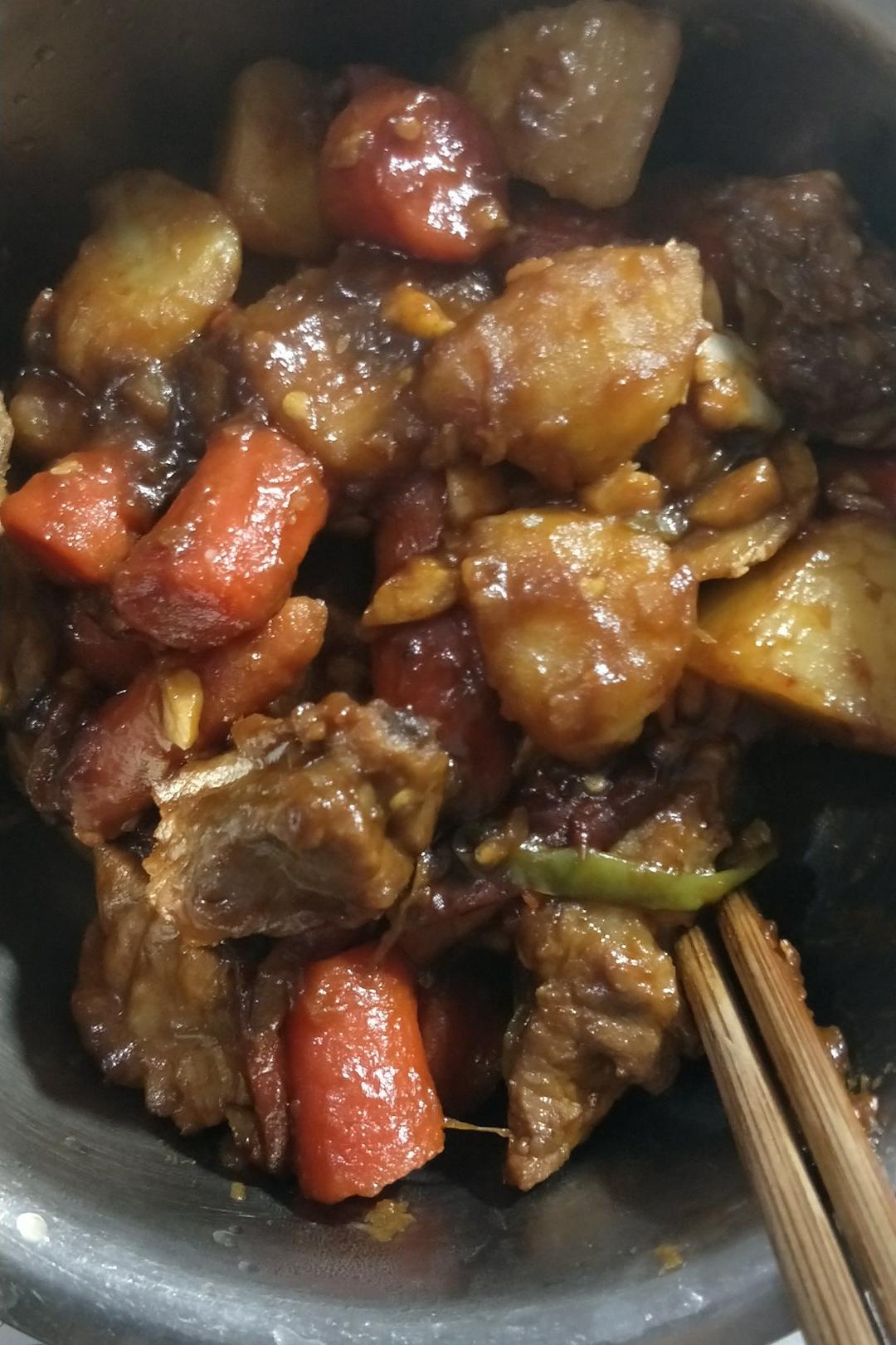 红烧牛肉土豆 （独家秘制）