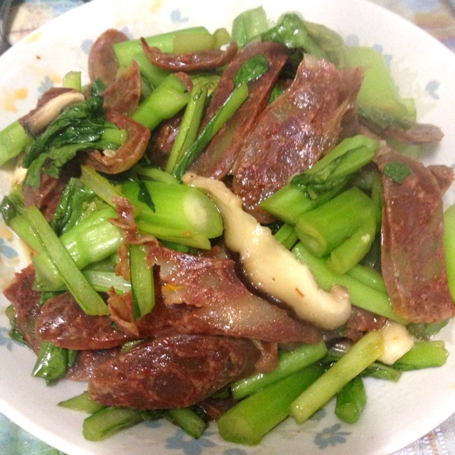 腊肠炒芥蓝