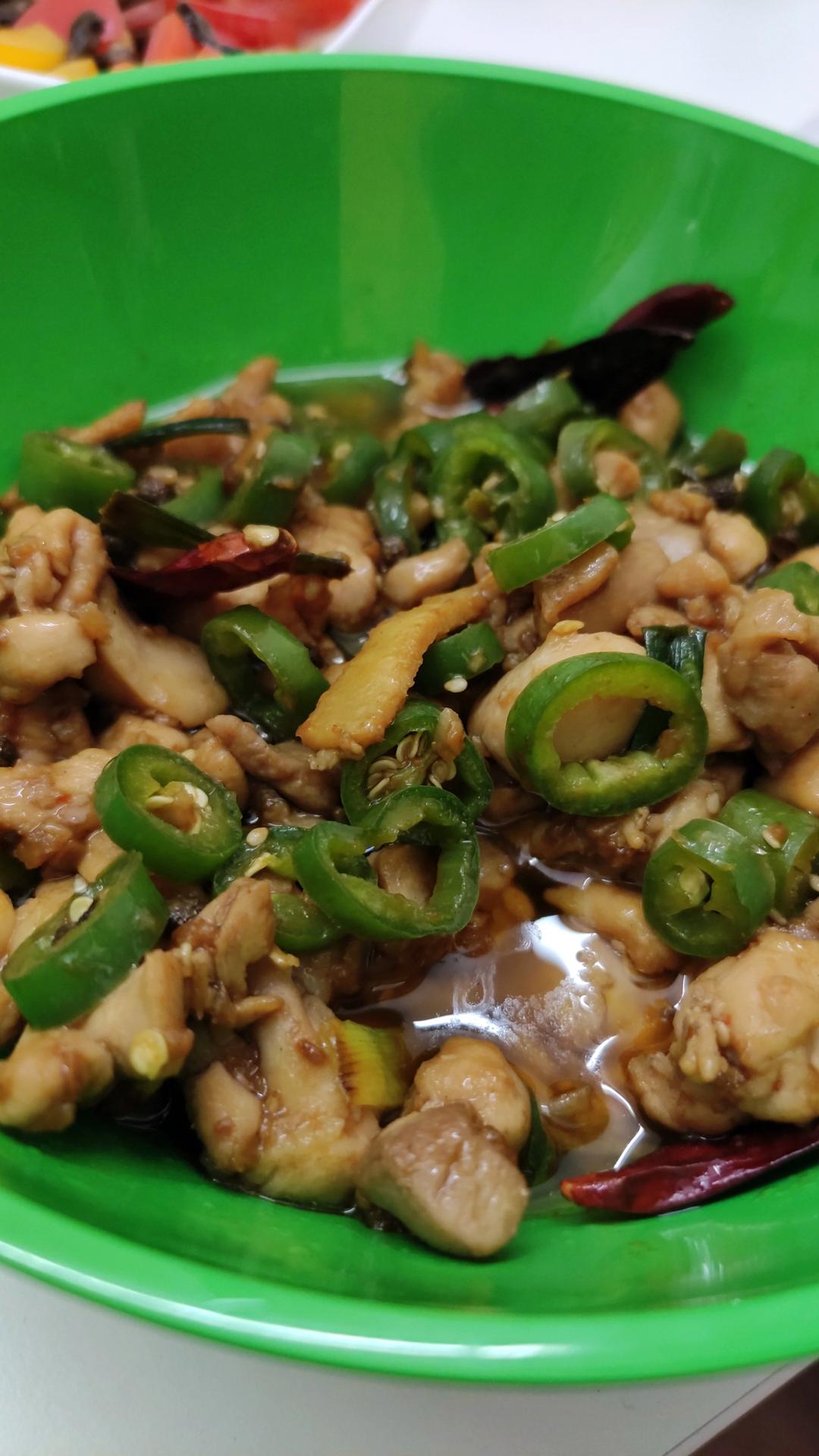 媲美饭店的家常 青椒鸡（详细到包你会）