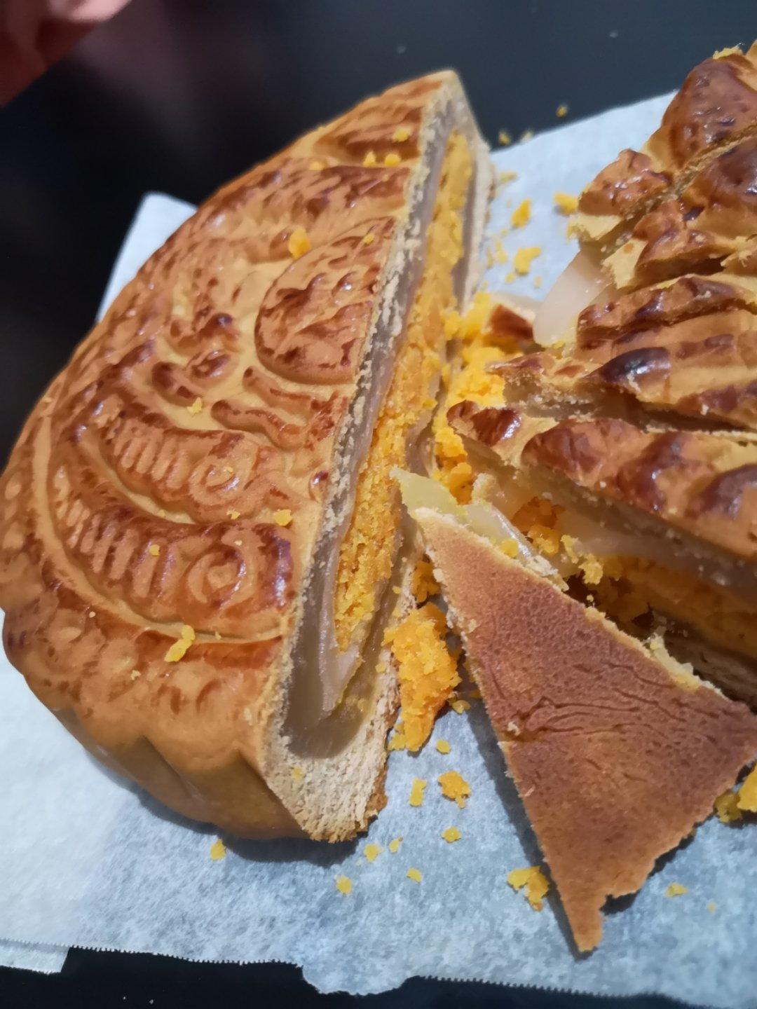 《Tinrry+》教你做广式大月饼（芋泥+麻薯+咸蛋黄肉松）