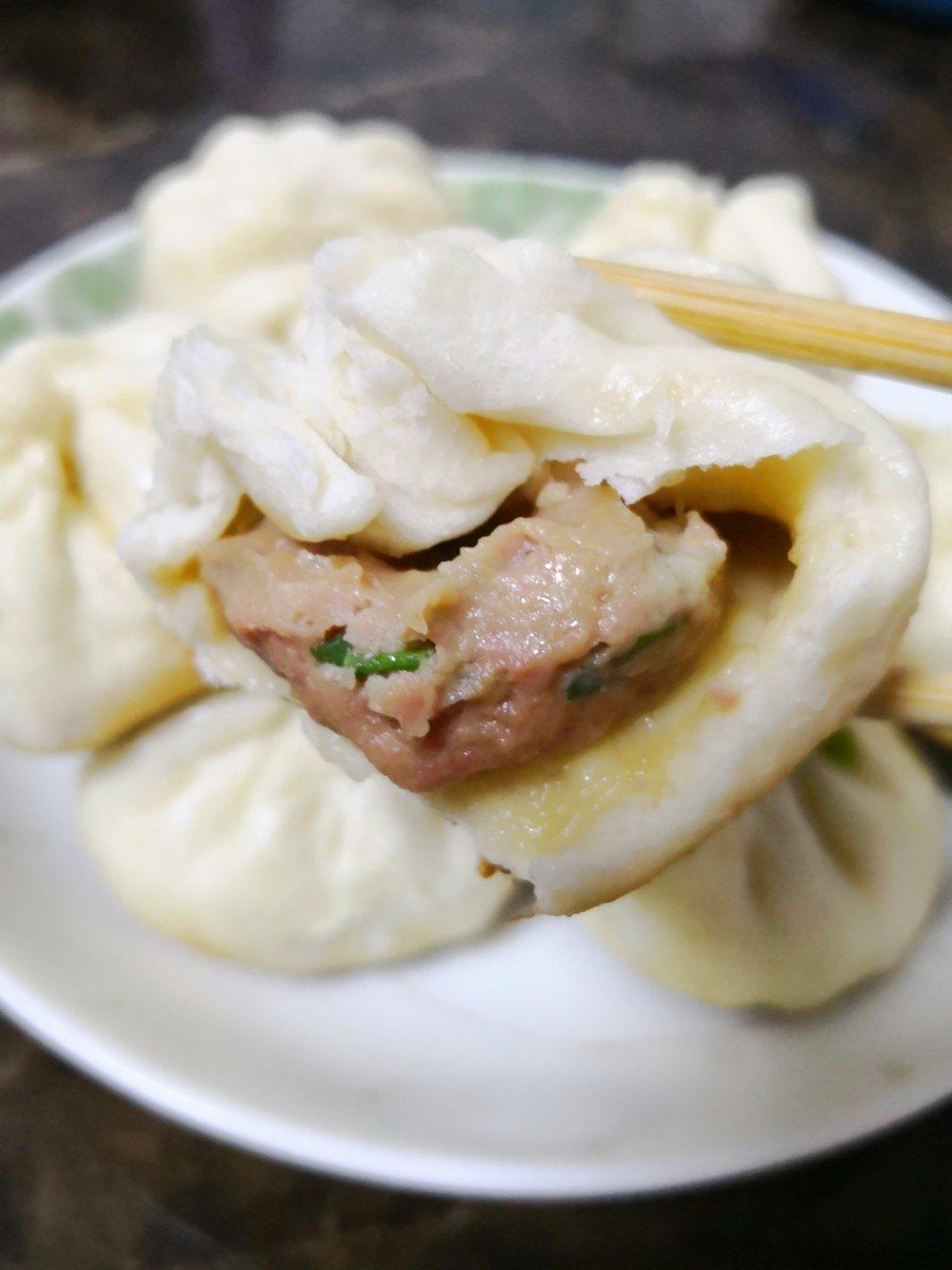 鲜肉大葱肉包（教你水打馅）