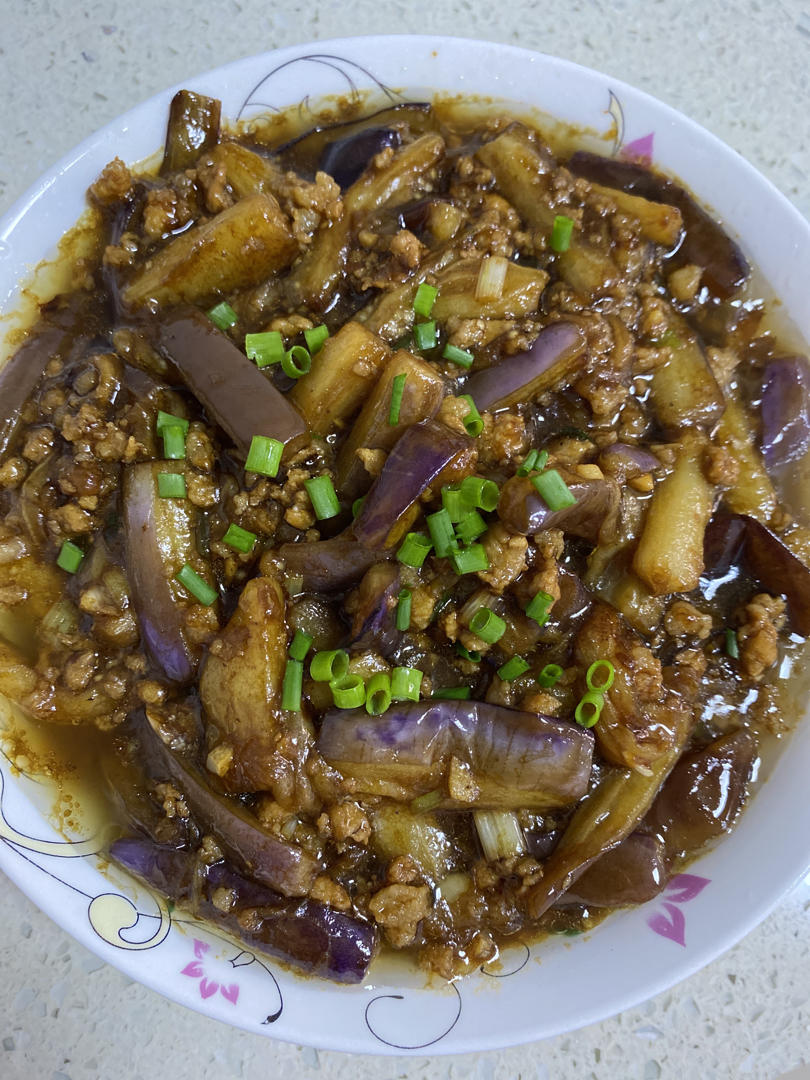 肉沫茄子（非油炸健康版）文末另附万能鱼香汁配方。