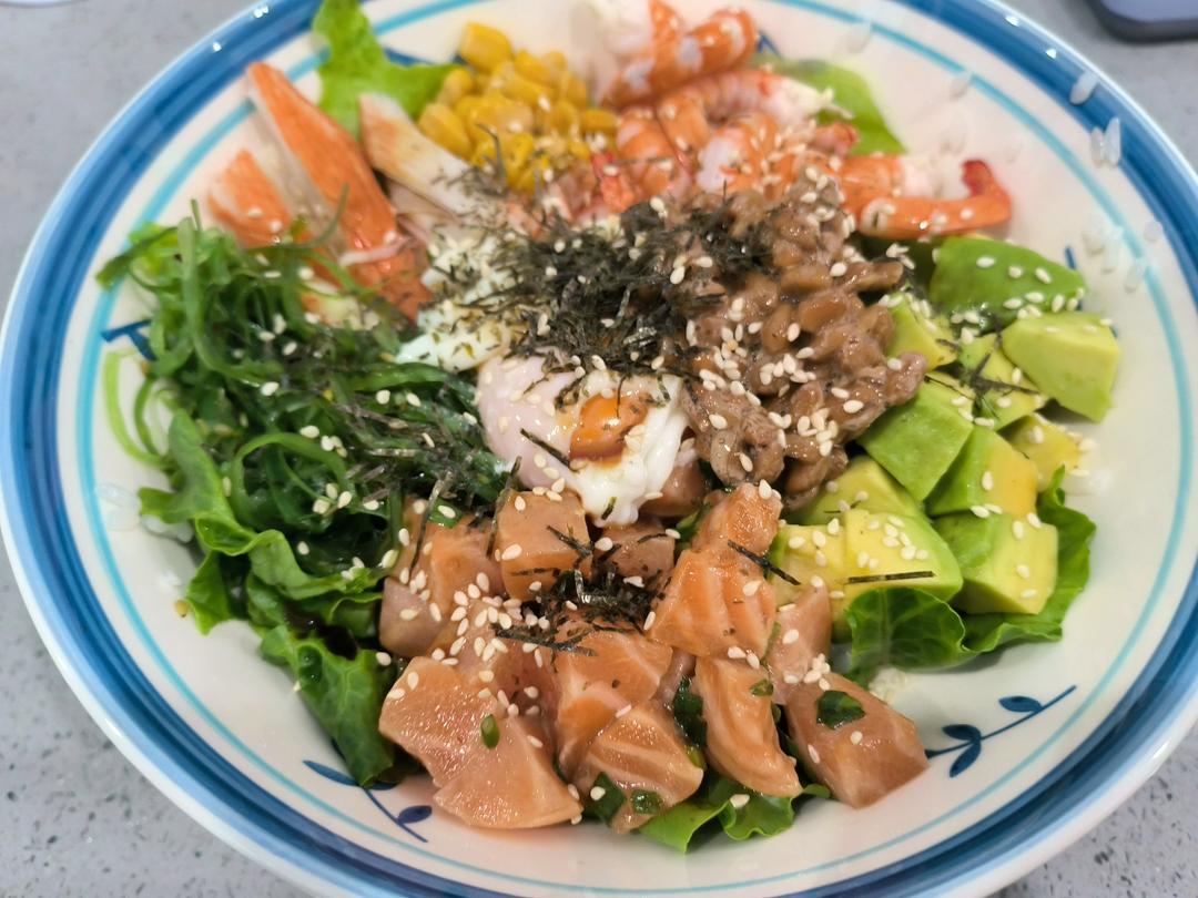 三文鱼生饭（附水波蛋做法)