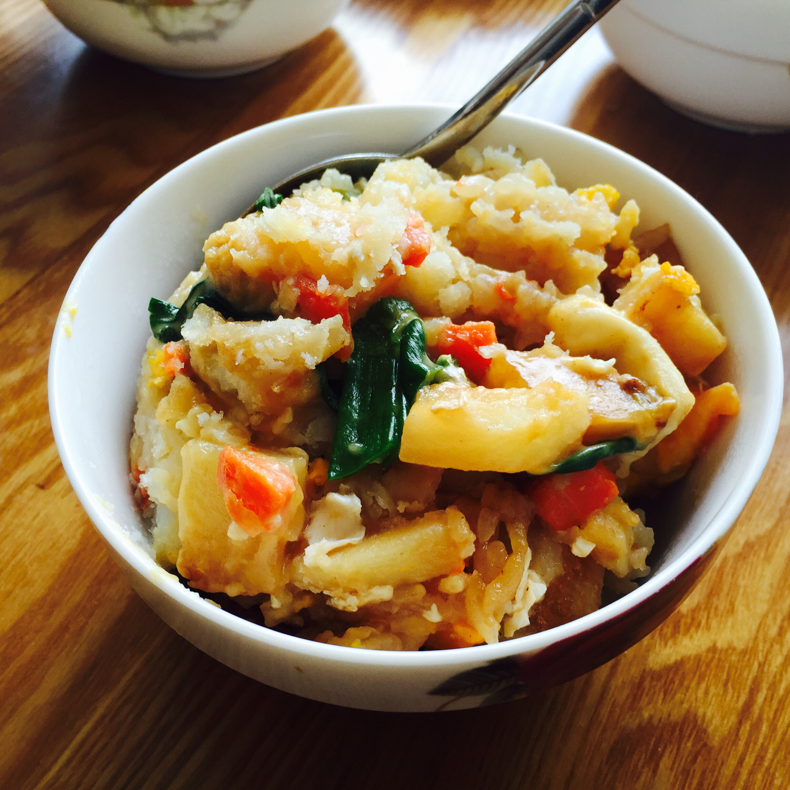 土豆腊肠芝士蛋拌饭