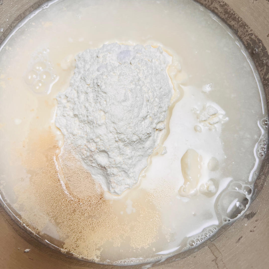 纯奶手撕吐司的做法 步骤1