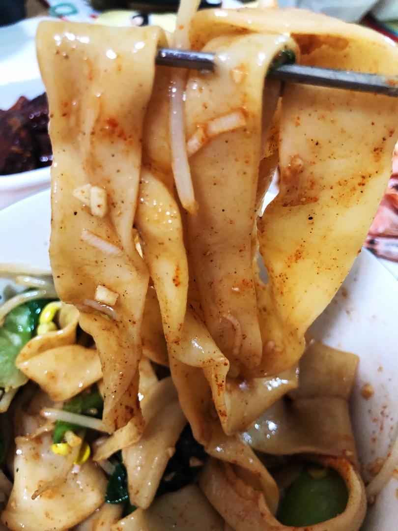 堂妈教你做油泼肉酱扯面