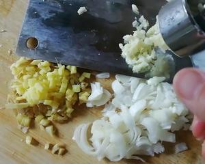 「经典川菜」鱼香肉丝- 麻辣鲜香的做法 步骤9