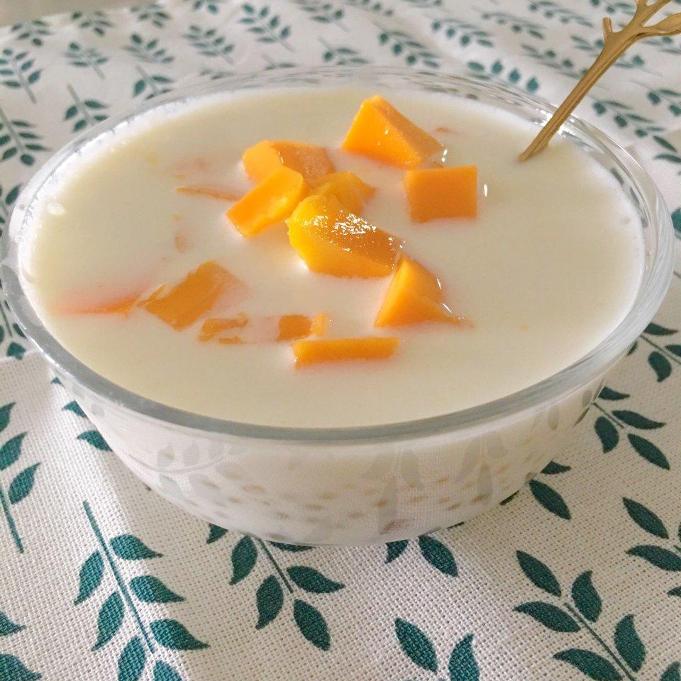 芋圆芒果椰汁西米露