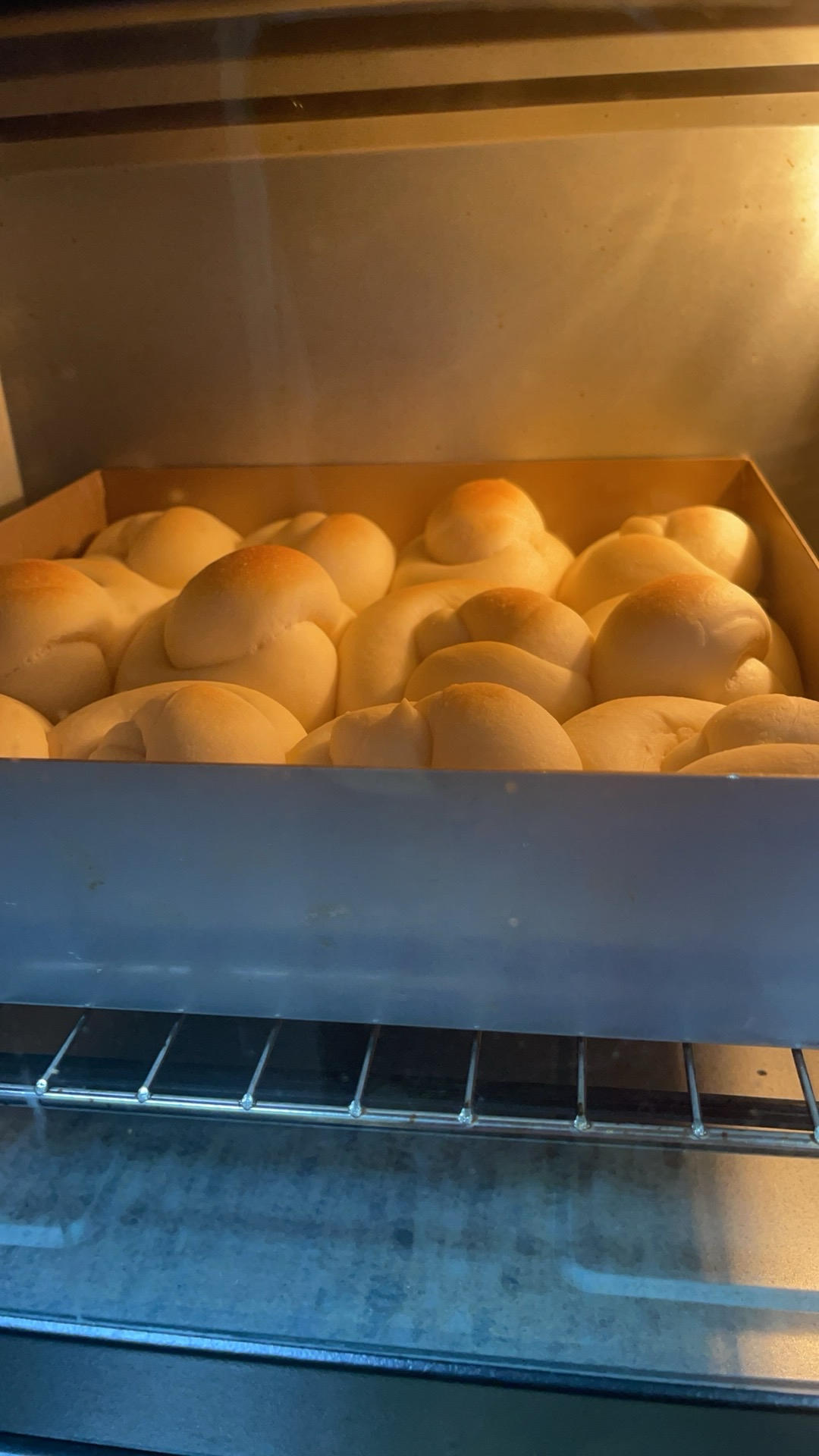 百吃不厌超软拉丝老面包