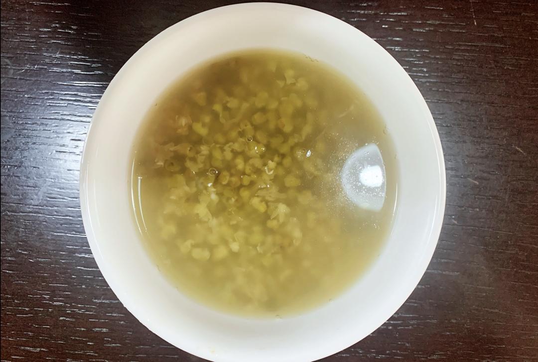 6分钟就能开花，省力气的绿豆汤
