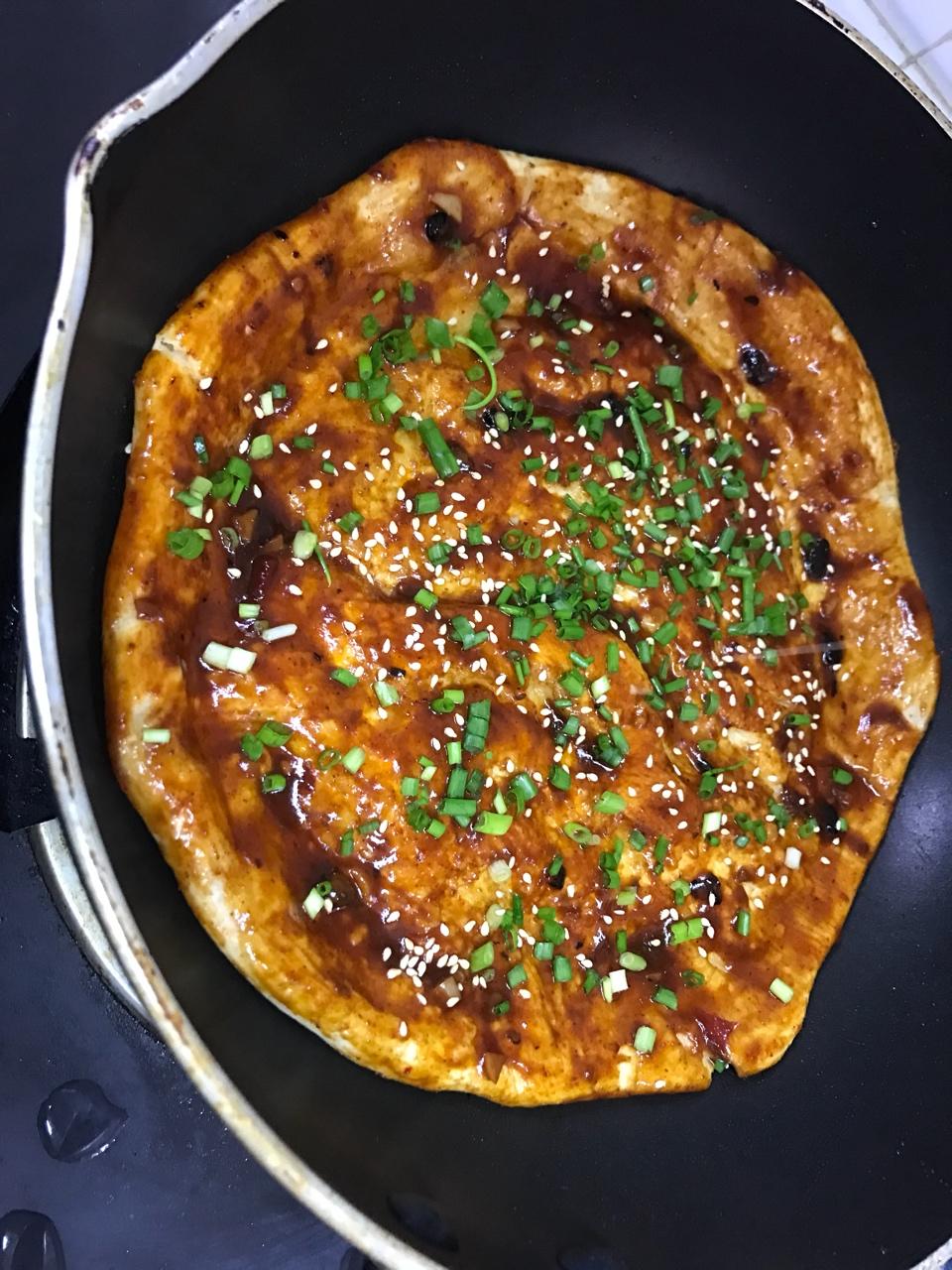 酱香饼 Spicy Soy Pancake