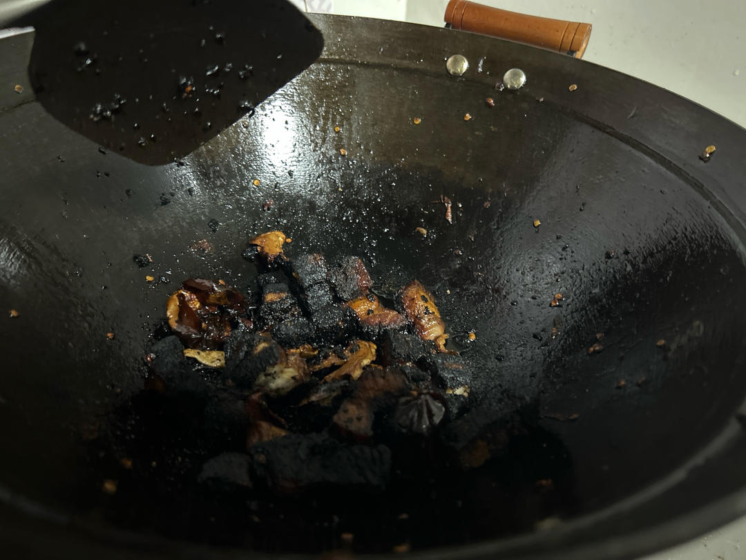 不焯水不放油的家常红烧肉