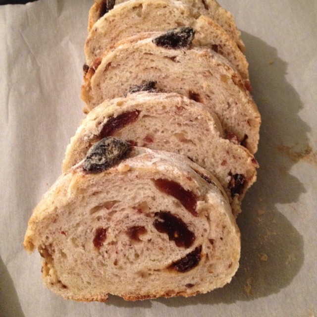 果仁法式乡村面包