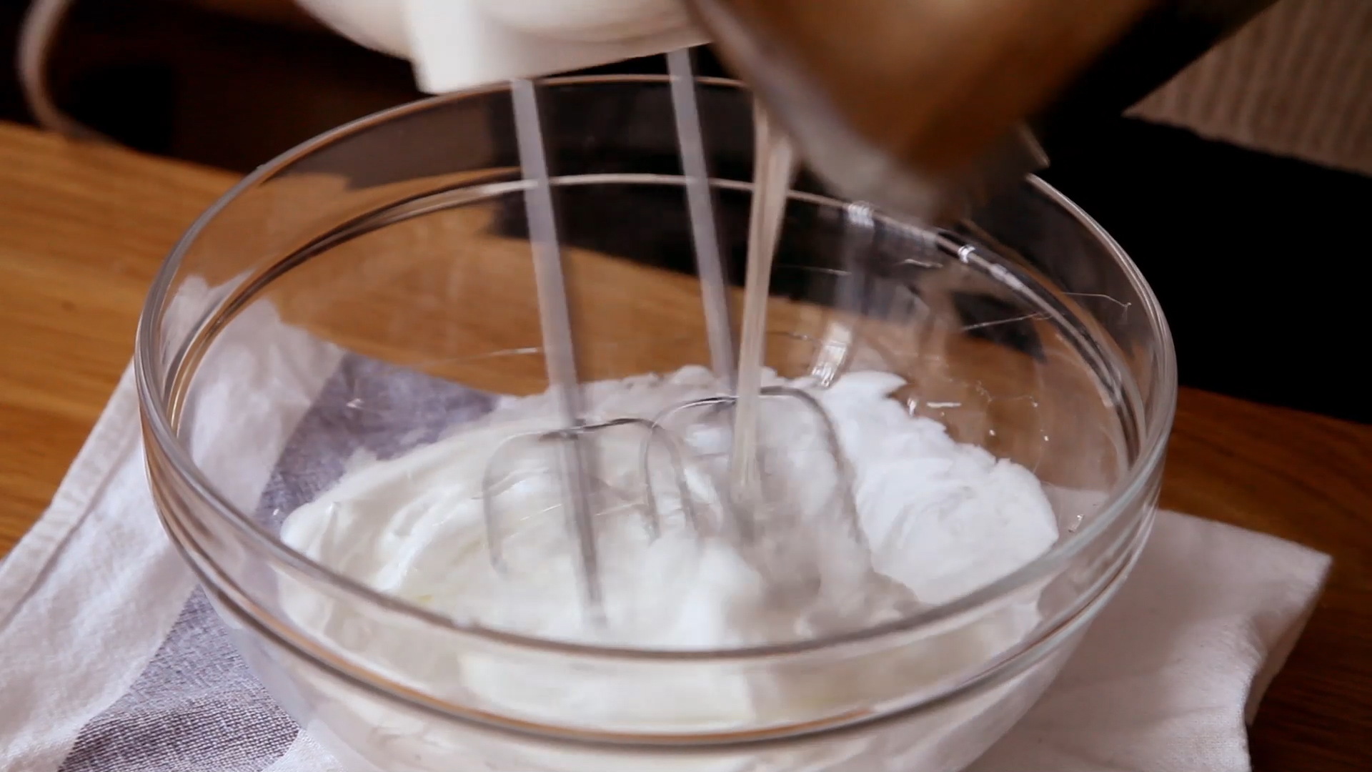 熬糖版牛轧糖（多次制作经验总结含视频）的做法 步骤12