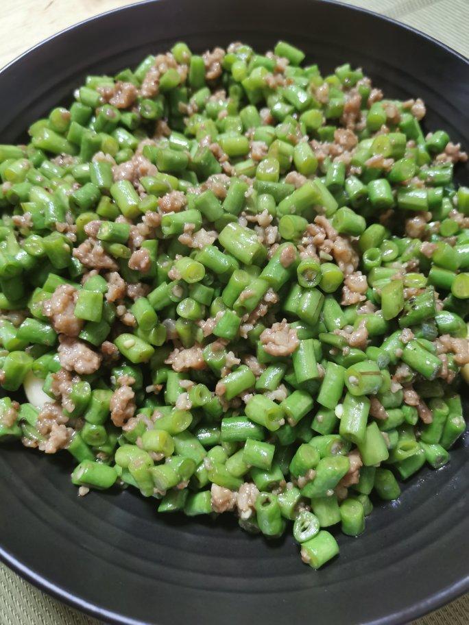 超简单的下饭菜🔥肉末豆角，好吃到流泪
