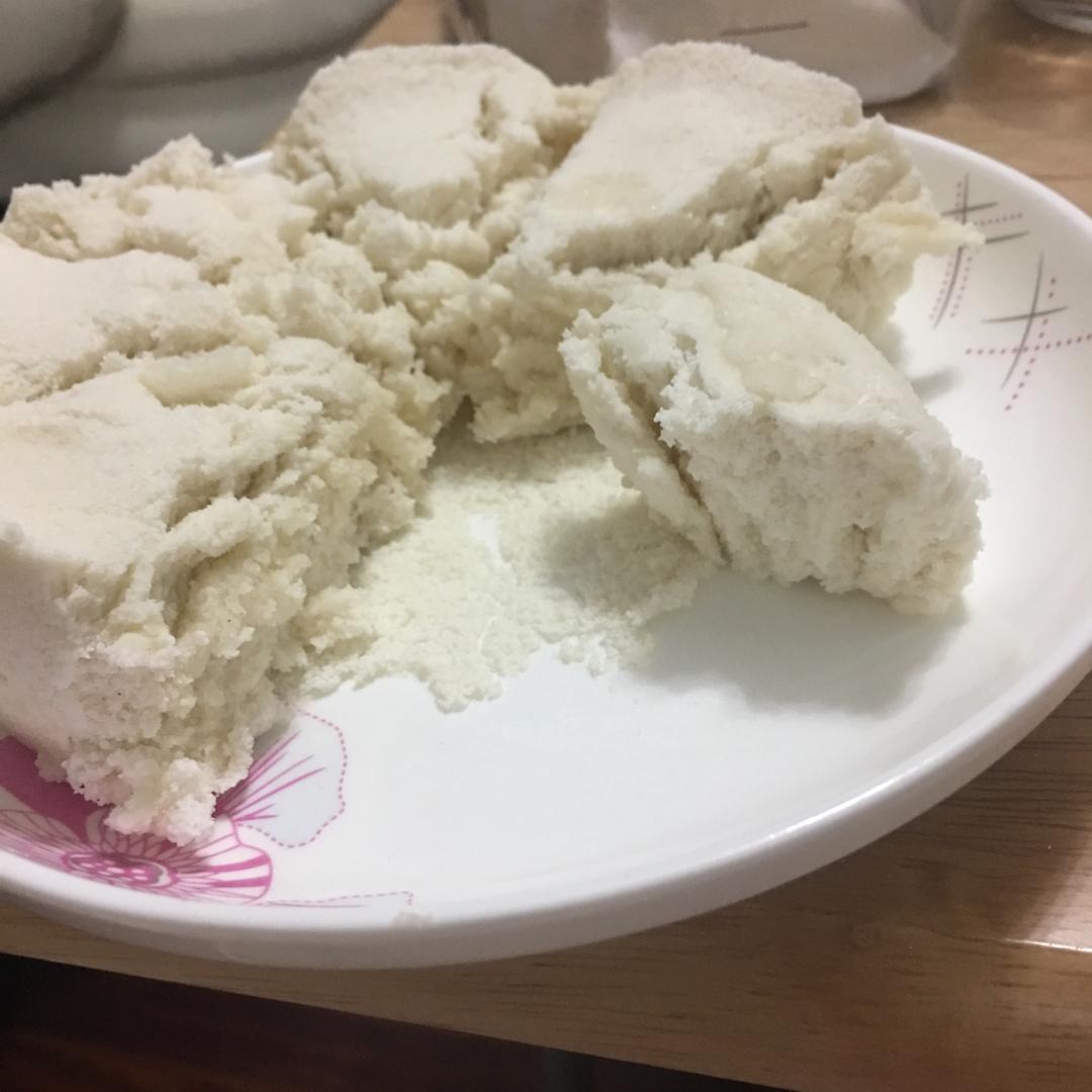 红豆米粉松糕，宋美龄晚年最爱的糕点
