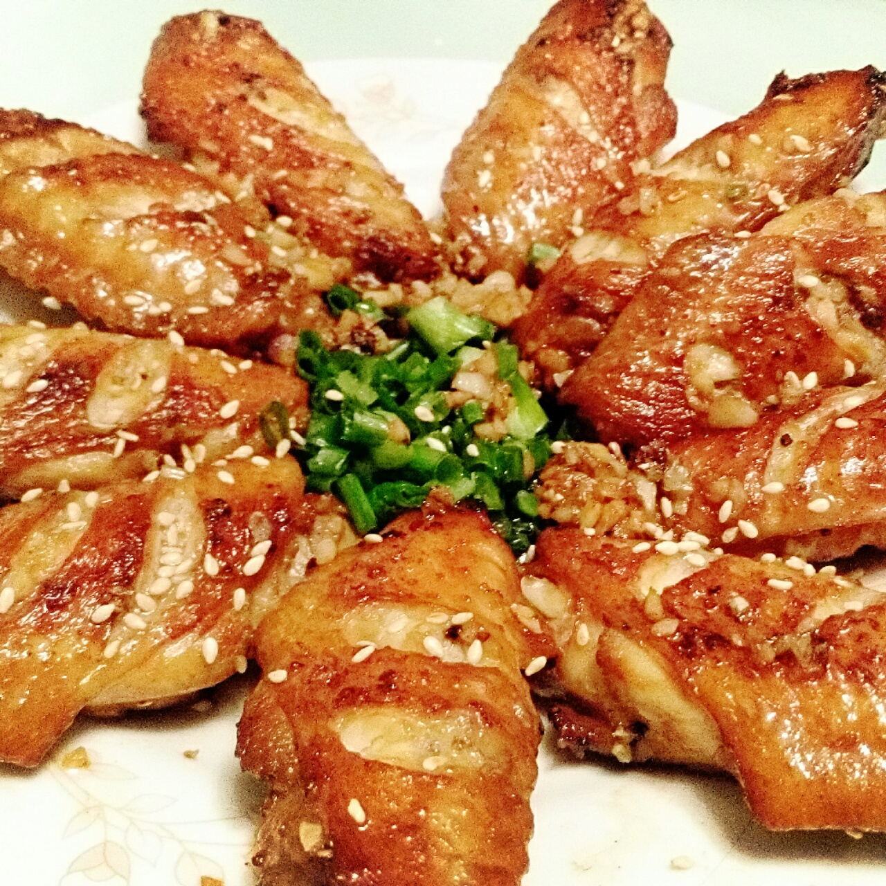 唔系璐唔好婷做的蒜香鸡翅