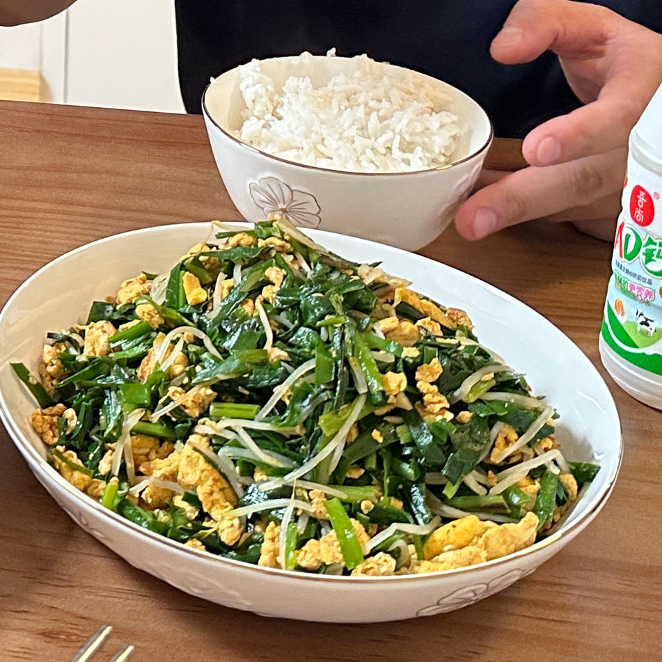 冯氏小炒（韭菜豆芽炒鸡蛋）
