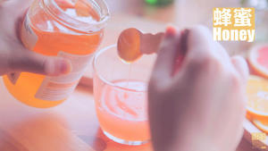 橙子西柚排毒水「厨娘物语」的做法 步骤6