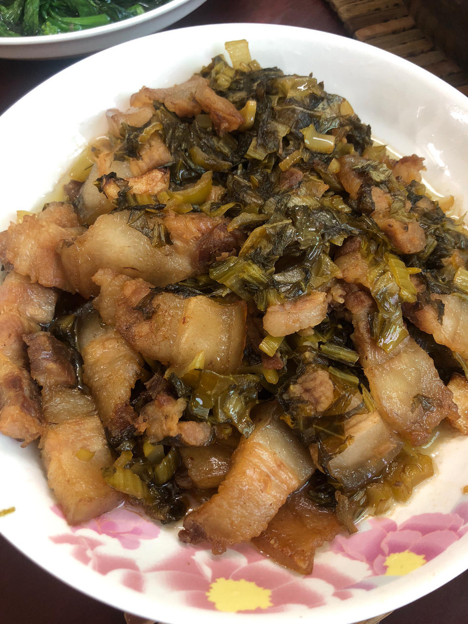 家常五花肉炒酸菜