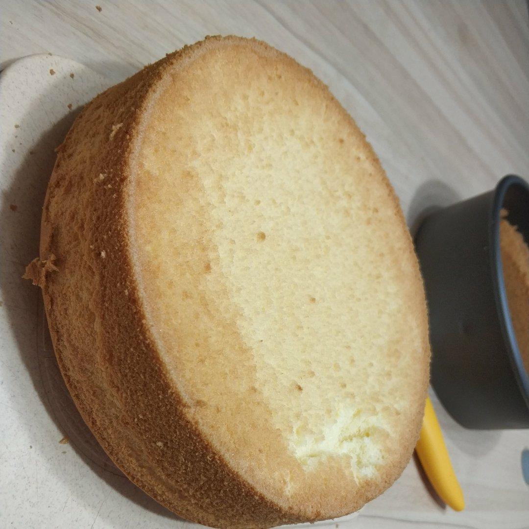 不凹底不塌陷的完美戚风蛋糕