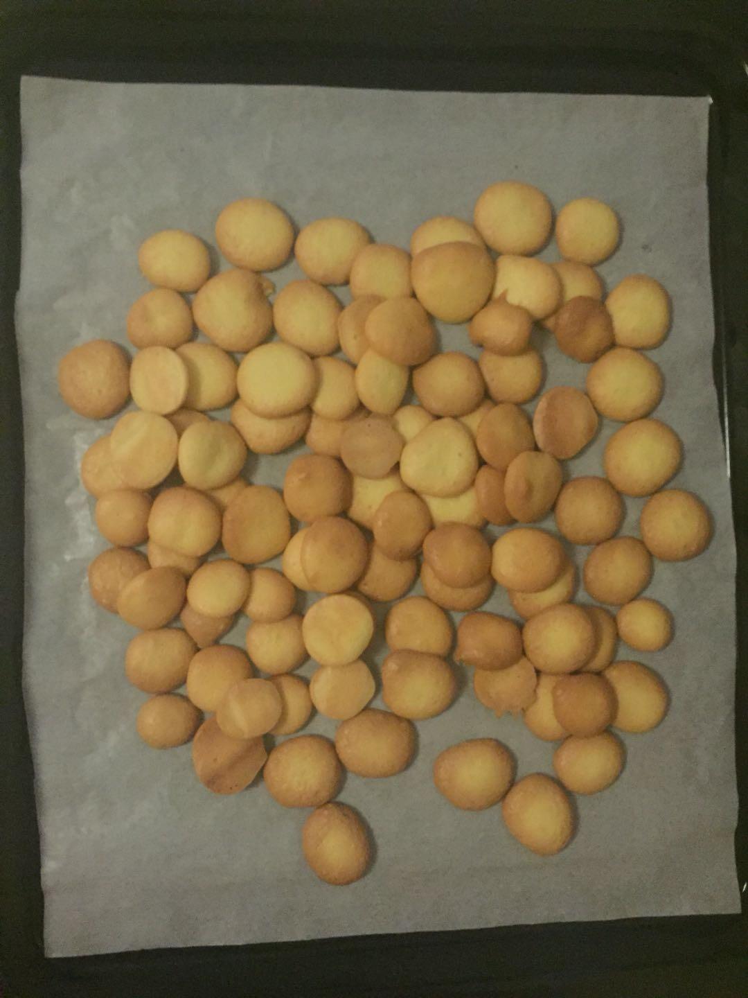 鸡蛋小饼干